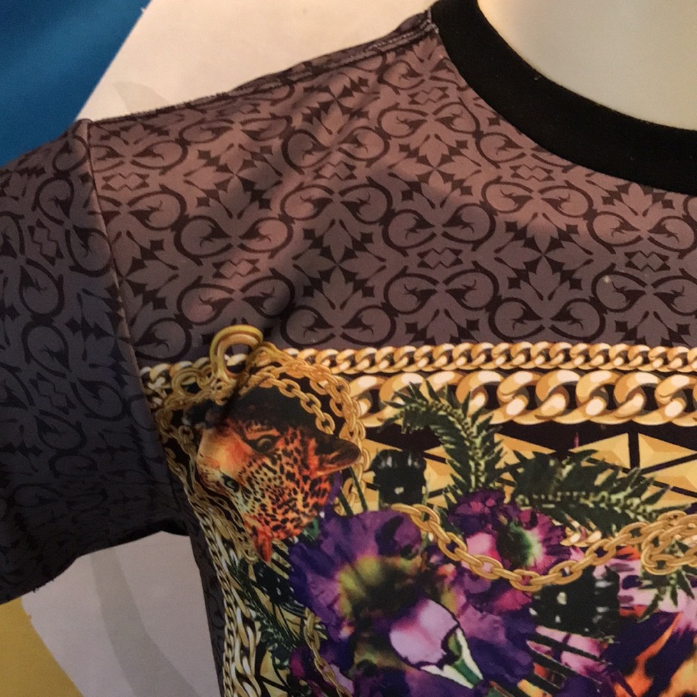 Tiger print tee - Picture 4 of 17